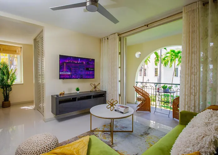 Apartamento Heart Of Ocho Rios-free Acess-king Bed-pool-free Parking-gated Complex-free Wifi 150mbps